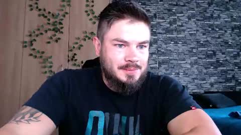 Snapshot of blueeyeboy0 chatting on 07-17-26, 09:38 blueeyeboy0 online show from 07-17-26, 09:38