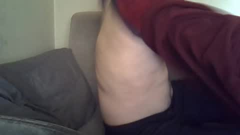 Snapshot of bluehot59 chatting on 01-01-25, 10:32 blue online show from 01-01-25, 10:32