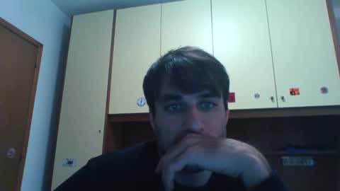 Snapshot of bluejoee chatting on 11-17-25, 01:06 bluejoee online show from 11-17-25, 01:06