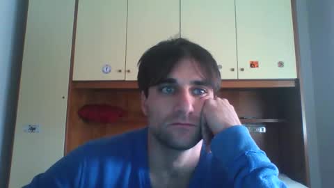 Snapshot of bluejoee chatting on 12-19-25, 01:51 bluejoee online show from 12-19-25, 01:51