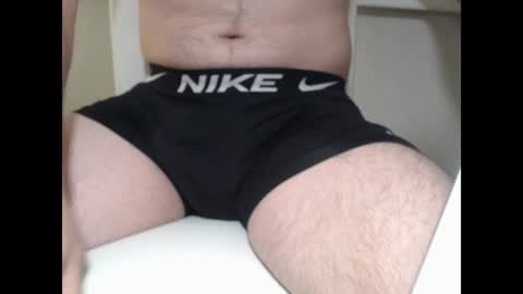 Snapshot of bluemelonc chatting on 12-19-24, 06:12 bluemelonc online show from 12-19-24, 06:12