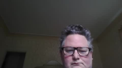 bluemoose70 online show from 10-29-25, 04:20