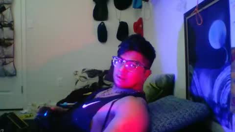 Snapshot of bluevegeta143 chatting on 03-12-26, 09:48 bluevegeta143 online show from 03-12-26, 09:48