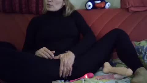 Blueviolet78 and.. online show from 03-09-25, 01:59