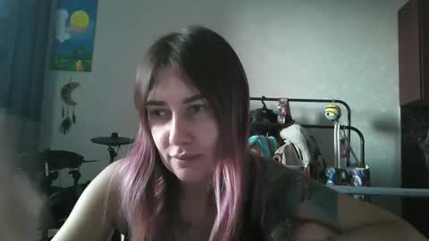 Snapshot of bluexowl chatting on 09-10-25, 02:06 BlueXOwl online show from 09-10-25, 02:06