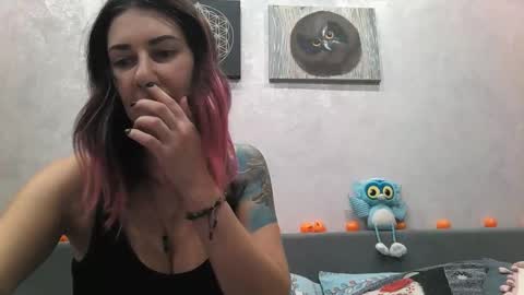 Snapshot of bluexowl chatting on 11-06-25, 05:58 BlueXOwl online show from 11-06-25, 05:58