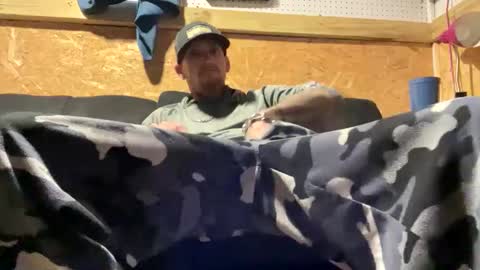 Snapshot of blueyedbama33 chatting on 01-18-25, 07:58 Blueyedbama33 online show from 01-18-25, 07:58