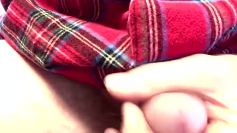 Snapshot of blueyedudeseattle chatting on 10-06-25, 03:20 Blueyedudeseattle online show from 10-06-25, 03:20