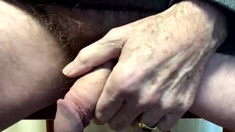 Snapshot of blueyedudeseattle chatting on 03-14-26, 12:06 Blueyedudeseattle online show from 03-14-26, 12:06