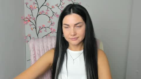 Snapshot of blum_kelly chatting on 07-12-26, 05:53 Kelly online show from 07-12-26, 05:53