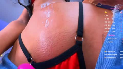 Snapshot of blush_mikki chatting on 01-05-25, 01:26 Mikki chan online show from 01-05-25, 01:26