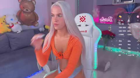 Snapshot of blush_mikki chatting on 02-21-25, 09:13 Mikki chan online show from 02-21-25, 09:13