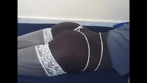 Snapshot of blushing_bunny chatting on 03-02-26, 05:08 Bunny online show from 03-02-26, 05:08