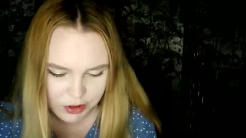 blushing_star online show from 12-05-25, 04:36