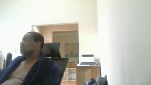 Snapshot of bluuthunder1914 chatting on 12-09-24, 02:06 bluuthunder1914 online show from 12-09-24, 02:06