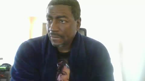 Snapshot of bluuthunder1914 chatting on 09-15-25, 05:02 bluuthunder1914 online show from 09-15-25, 05:02