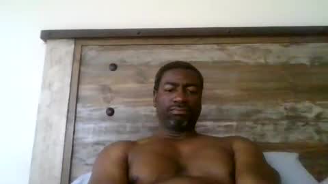 bluuthunder1914 online show from 04-30-26, 03:51