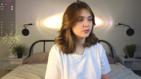 Erica online show from 01-25-25, 04:35