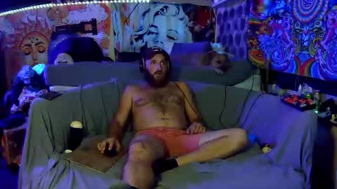 bmadnice803 online show from 10-27-25, 02:15