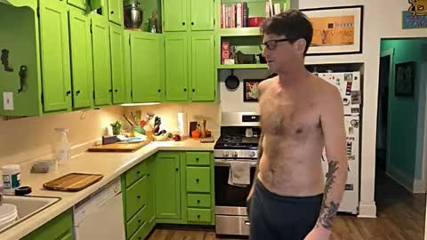 Snapshot of bnczuperzexy chatting on 12-15-25, 12:59 ZuperZexyZounds online show from 12-15-25, 12:59