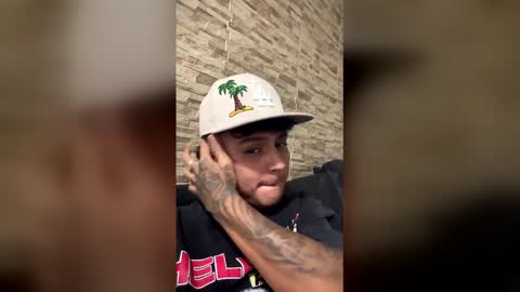 Snapshot of bob_pettersonn chatting on 02-21-26, 04:57 Bob INDEPENDENT MODEL online show from 02-21-26, 04:57