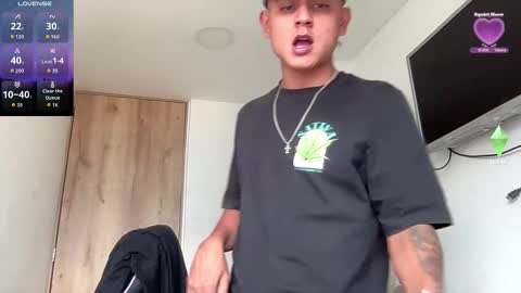 Snapshot of bob_pettersonn chatting on 03-14-26, 06:02 Bob INDEPENDENT MODEL online show from 03-14-26, 06:02