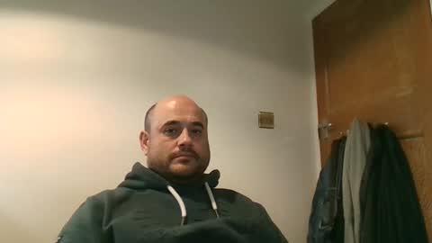 Snapshot of bobabator chatting on 09-21-25, 10:22 bobabator online show from 09-21-25, 10:22