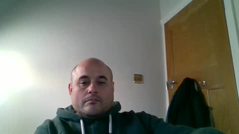 Snapshot of bobabator chatting on 11-26-25, 03:46 bobabator online show from 11-26-25, 03:46