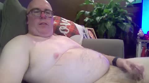 bobblehead31382 online show from 03-05-25, 12:16