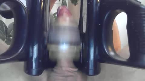 Snapshot of bobby123572970 chatting on 10-27-25, 01:59 Bobby123 online show from 10-27-25, 01:59