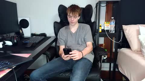 bobby72738 online show from 09-24-25, 02:26