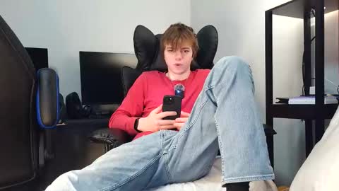 Snapshot of bobby72738 chatting on 01-07-26, 03:42 bobby72738 online show from 01-07-26, 03:42