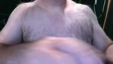 Snapshot of bobbyhill27b chatting on 11-11-25, 04:51 BobbyHill27b online show from 11-11-25, 04:51