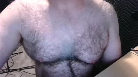 Snapshot of bobbyhill27b chatting on 03-15-26, 05:52 BobbyHill27b online show from 03-15-26, 05:52