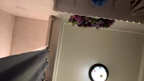 Snapshot of bobfish663 chatting on 02-08-26, 11:19 bobfish663 online show from 02-08-26, 11:19