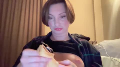 Snapshot of bobwig4 chatting on 01-12-25, 08:25 Tips prfr 11-55-111 tok online show from 01-12-25, 08:25
