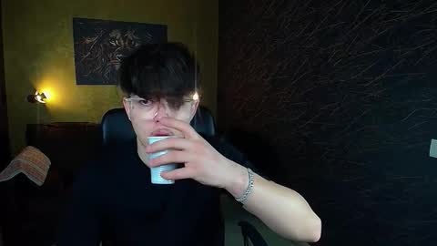 Snapshot of bodhihayes chatting on 03-03-26, 06:41 BodhiHayes online show from 03-03-26, 06:41