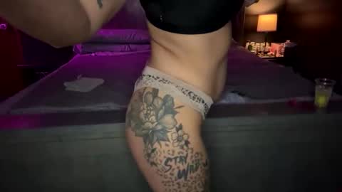 milf online show from 05-12-26, 03:47