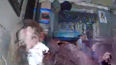 Snapshot of body_language_xx chatting on 02-09-26, 07:23 Delirious online show from 02-09-26, 07:23