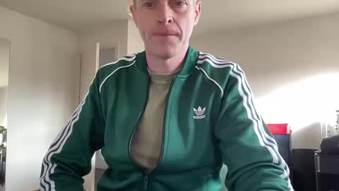 Snapshot of boegieboy76 chatting on 12-06-24, 12:38 ask me online show from 12-06-24, 12:38