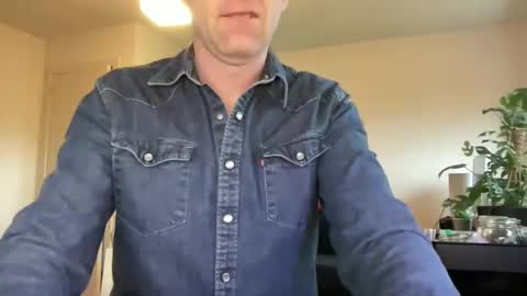 Snapshot of boegieboy76 chatting on 01-30-25, 12:27 ask me online show from 01-30-25, 12:27