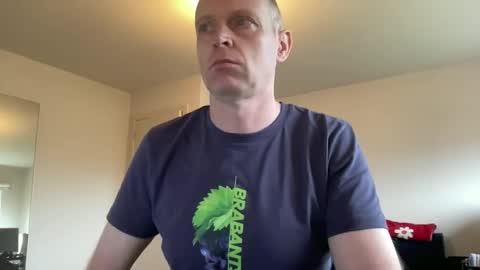 Snapshot of boegieboy76 chatting on 02-05-25, 09:25 ask me online show from 02-05-25, 09:25