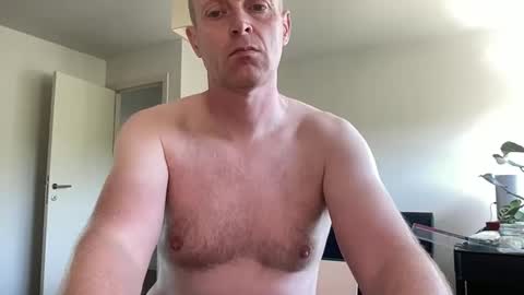 Snapshot of boegieboy76 chatting on 09-19-25, 12:50 ask me online show from 09-19-25, 12:50