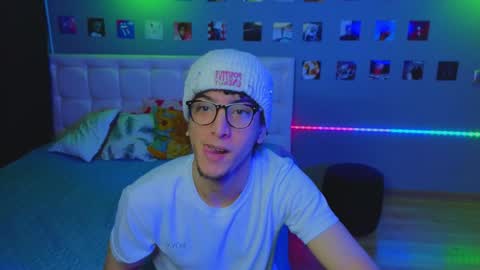 Snapshot of boicute chatting on 02-07-25, 06:45 ALEXPVT IS OPEN online show from 02-07-25, 06:45