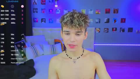 Snapshot of boicute chatting on 02-23-25, 09:26 ALEXPVT IS OPEN online show from 02-23-25, 09:26