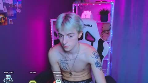 Snapshot of boicute chatting on 03-05-25, 02:34 ALEXPVT IS OPEN online show from 03-05-25, 02:34