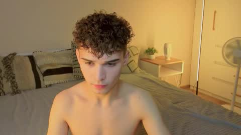 Snapshot of boicute chatting on 09-19-25, 06:41 ALEXPVT IS OPEN online show from 09-19-25, 06:41