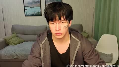 Snapshot of boicute chatting on 09-30-25, 03:17 ALEXPVT IS OPEN online show from 09-30-25, 03:17