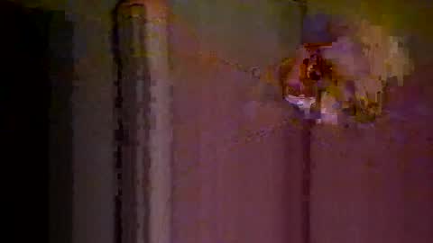 Snapshot of boidady chatting on 10-11-25, 04:05 emilio online show from 10-11-25, 04:05