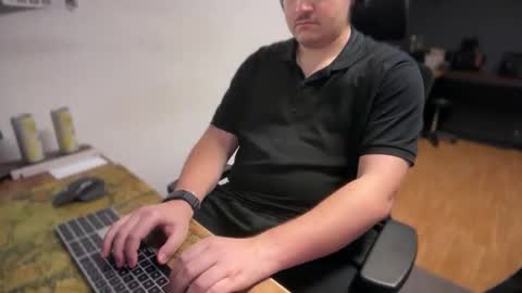 Snapshot of bokusa_ger_dev chatting on 02-11-26, 04:45 Your Slave online show from 02-11-26, 04:45